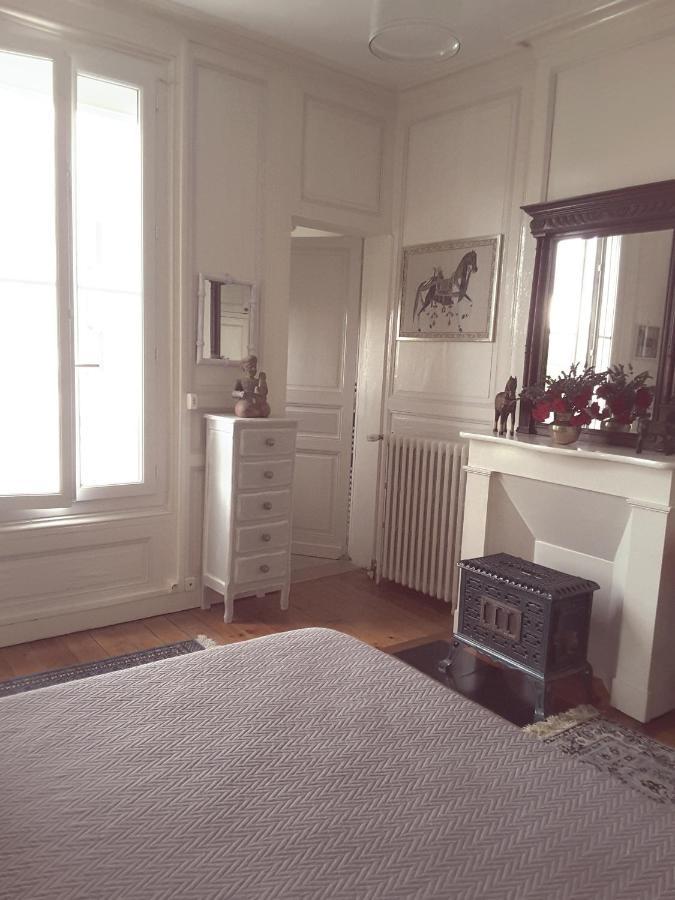 La Maison Des Thermes, Chambre D'Hote Saintes Kültér fotó